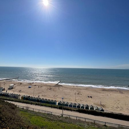 The Retreat - Large Luxury Apartment, Two Mins From Beach 伯恩茅斯 外观 照片